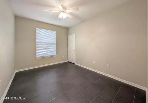 Jacksonville, FL 32216,8539 GATE Pkwy W #414