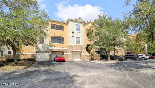 8539 GATE Pkwy W #414, Jacksonville, FL 32216