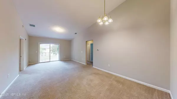Jacksonville, FL 32257,9575 AMARANTE CIR #10