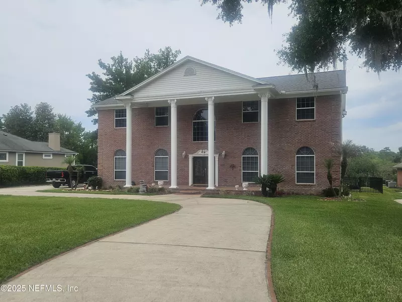 435 LAKE ASBURY DR, Green Cove Springs, FL 32043