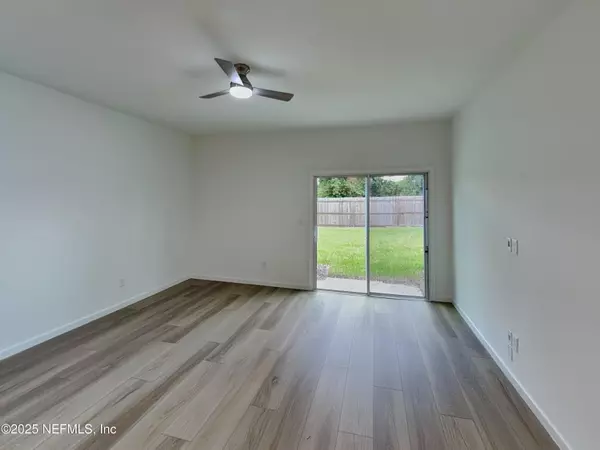 Orange Park, FL 32073,586 HOLLY LAKES DR