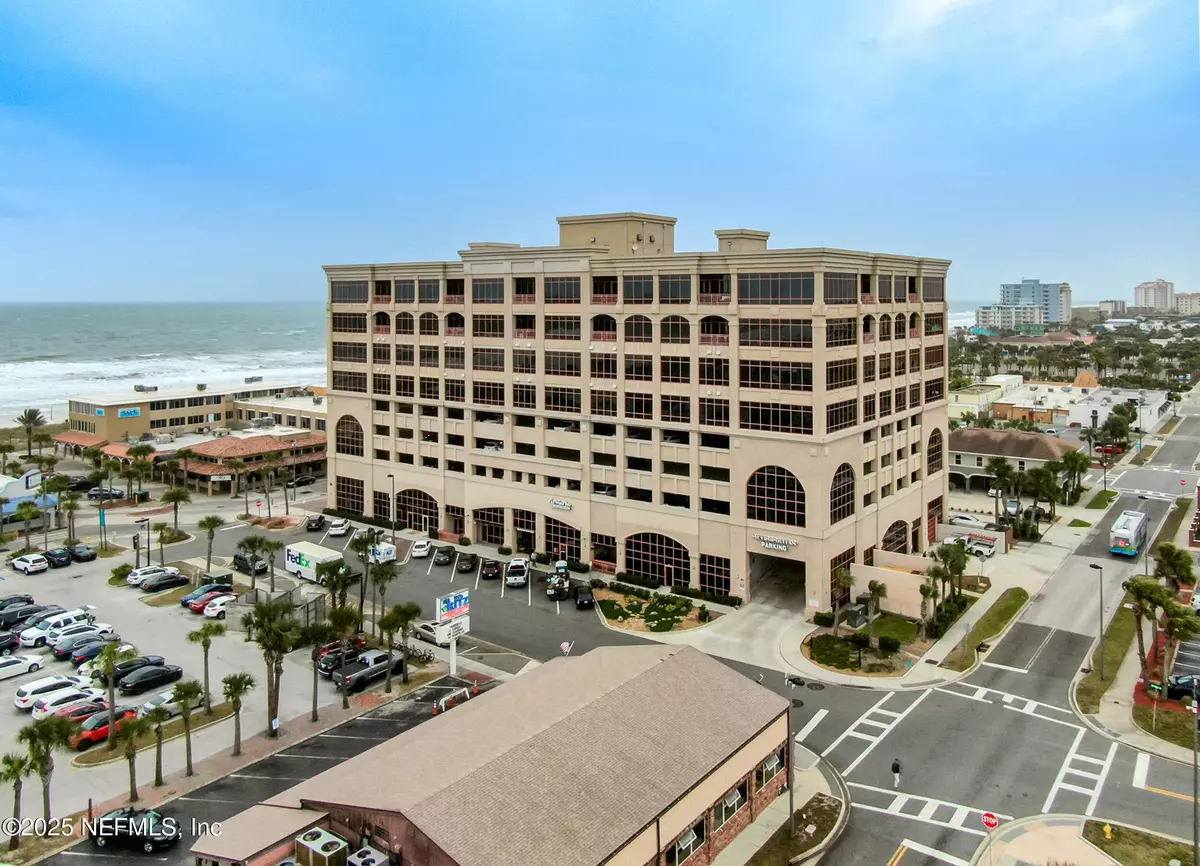 Jacksonville Beach, FL 32250,320 1ST ST #810