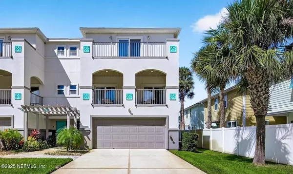 214 6TH AVE S #D, Jacksonville Beach, FL 32250