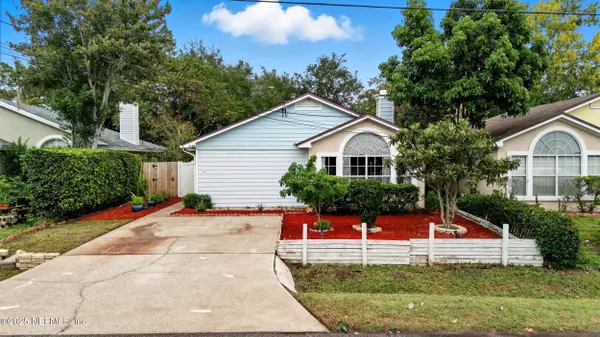 Atlantic Beach, FL 32233,1105 HIBISCUS ST