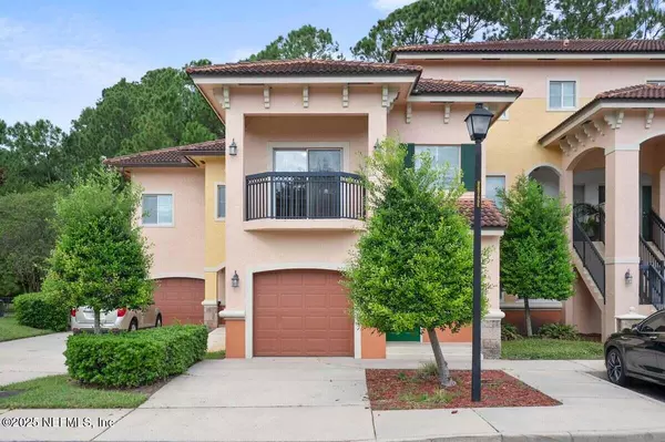 Jacksonville, FL 32246,9745 TOUCHTON RD #2421