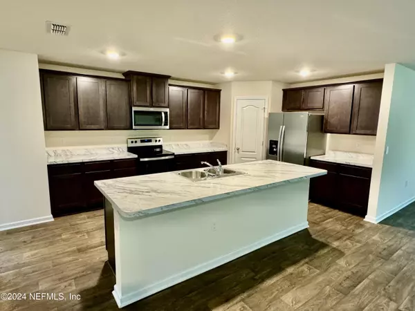 Green Cove Springs, FL 32043,2172 CAROLINA CT