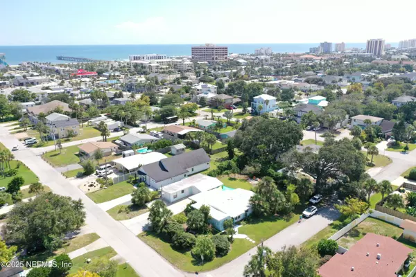 729 6TH ST N, Jacksonville Beach, FL 32250