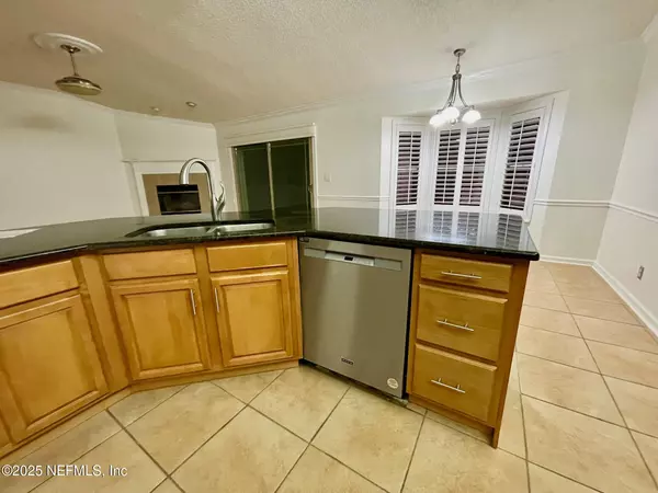 Jacksonville, FL 32246,2127 FOREST GATE DR W