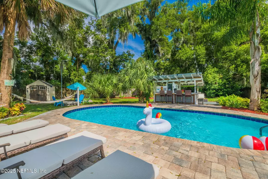 5779 CEDAR FOREST DR N, Jacksonville, FL 32210