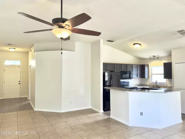 Jacksonville, FL 32225,3336 CANCUN DR E