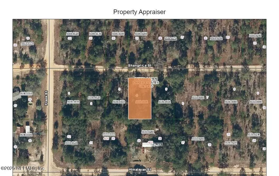 325 SHANGRI-LA ST, Interlachen, FL 32148