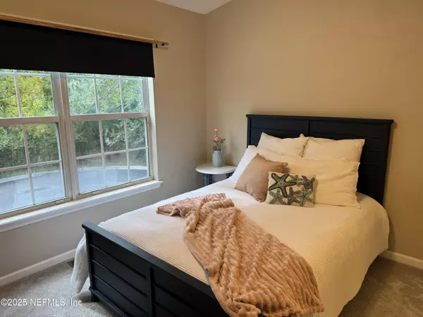 Jacksonville, FL 32256,0 WESTERN WAY