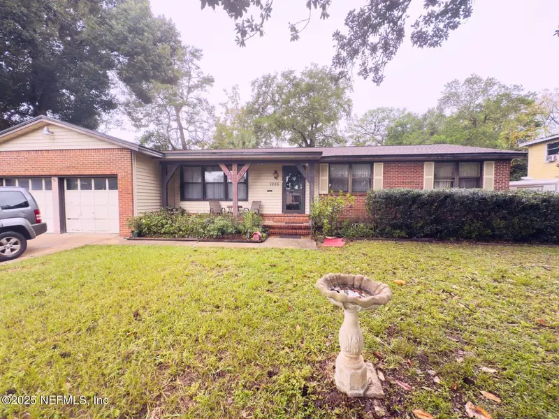 1026 TIMBER LN, Jacksonville, FL 32211
