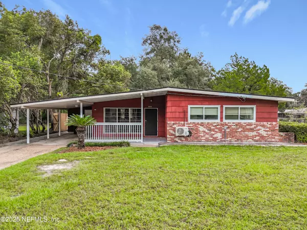 800 N CYPRESS AVE, Green Cove Springs, FL 32043