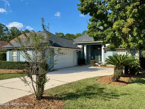 3742 CONSTANCIA DR, Green Cove Springs, FL 32043