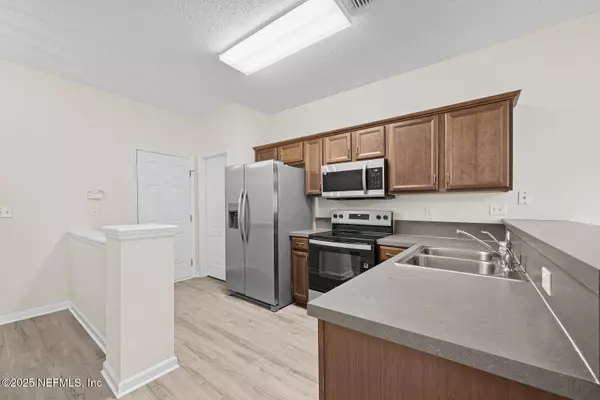 Jacksonville, FL 32218,1553 BISCAYNE BAY DR