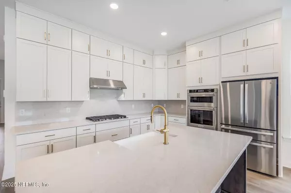 St. Augustine, FL 32092,174 PINE LEAF DR