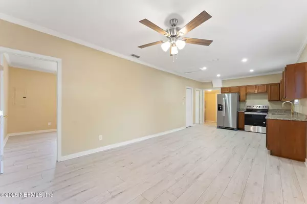 Jacksonville, FL 32254,750 SARANAC ST