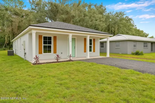 East Palatka, FL 32131,110 BIG APPLE RD