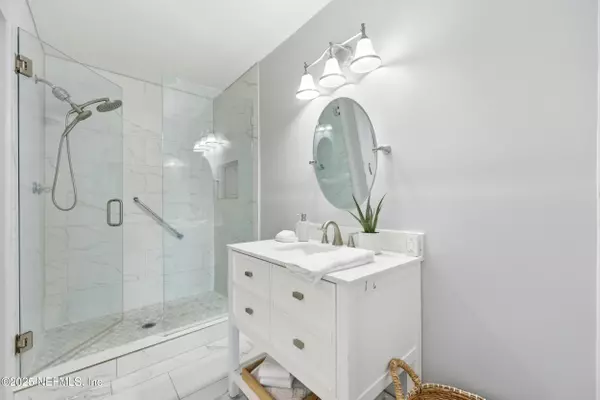 Jacksonville, FL 32210,7791 HUNTERS LAKE CIR S