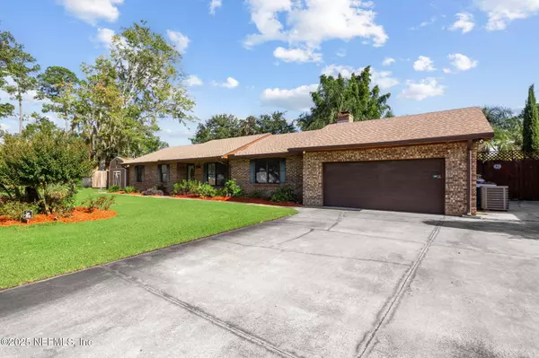 Fleming Island, FL 32003,975 FLOYD ST