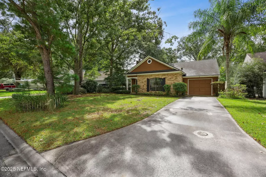 3640 JAMESTOWN LN, Jacksonville, FL 32223