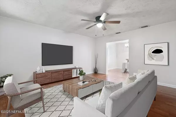 Jacksonville, FL 32211,2436 RED OAK DR