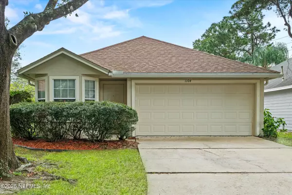 1104 SUMMERCHASE DR, St. Johns, FL 32259