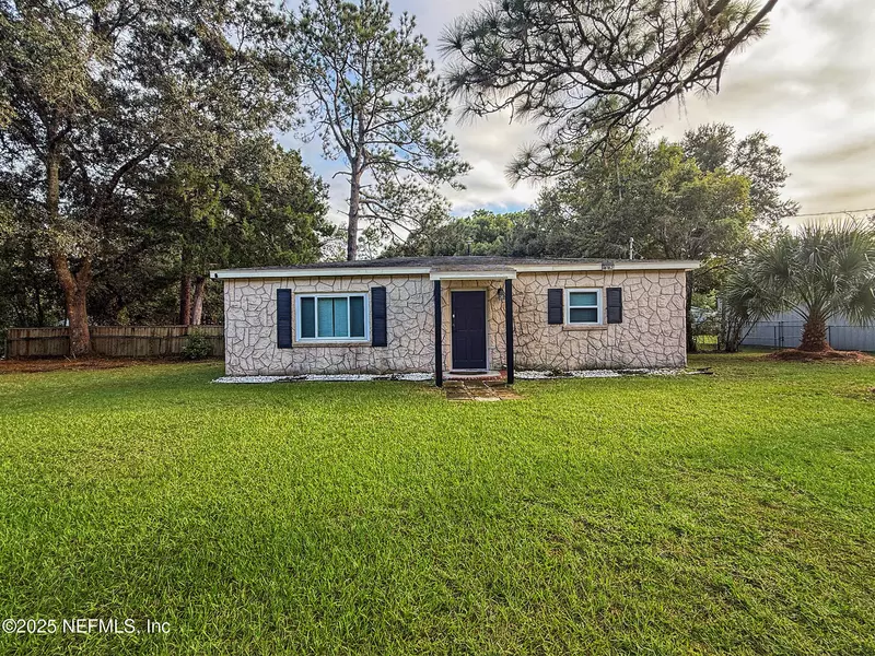 86162 CALLAWAY DR, Yulee, FL 32097