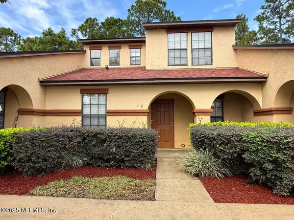 718 GINGER MILL DR, St. Johns, FL 32259