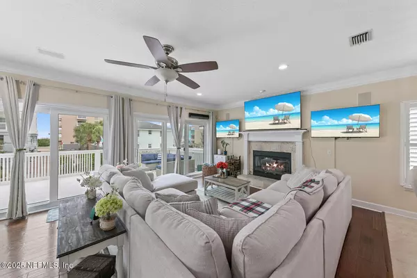 Jacksonville Beach, FL 32250,1810 1ST ST N