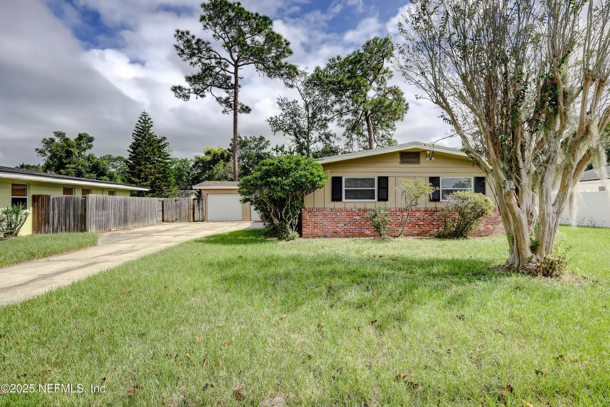 Jacksonville, FL 32216,803 BARBADOS RD
