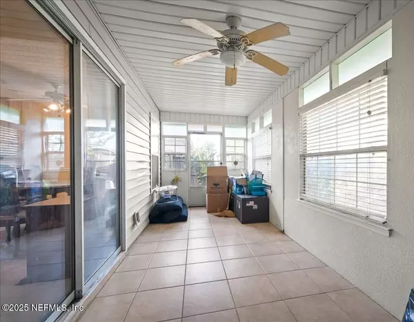 Orange Park, FL 32073,581 ARTESIAN LN