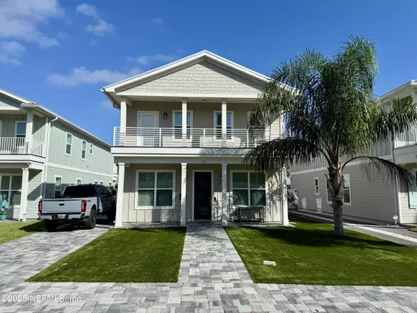 230 DAVIS ST, Neptune Beach, FL 32266