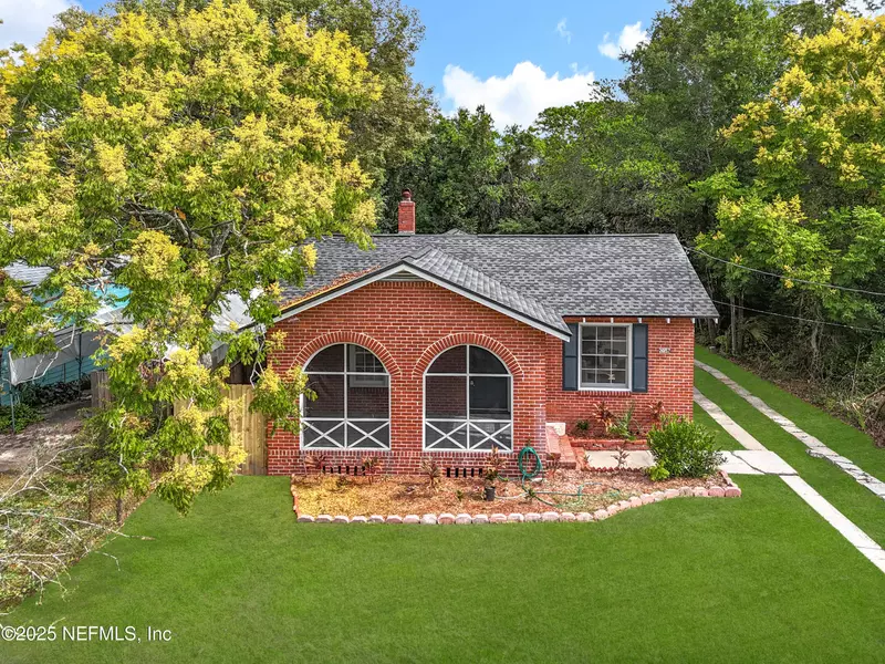 2057 SOUTHAMPTON RD, Jacksonville, FL 32207