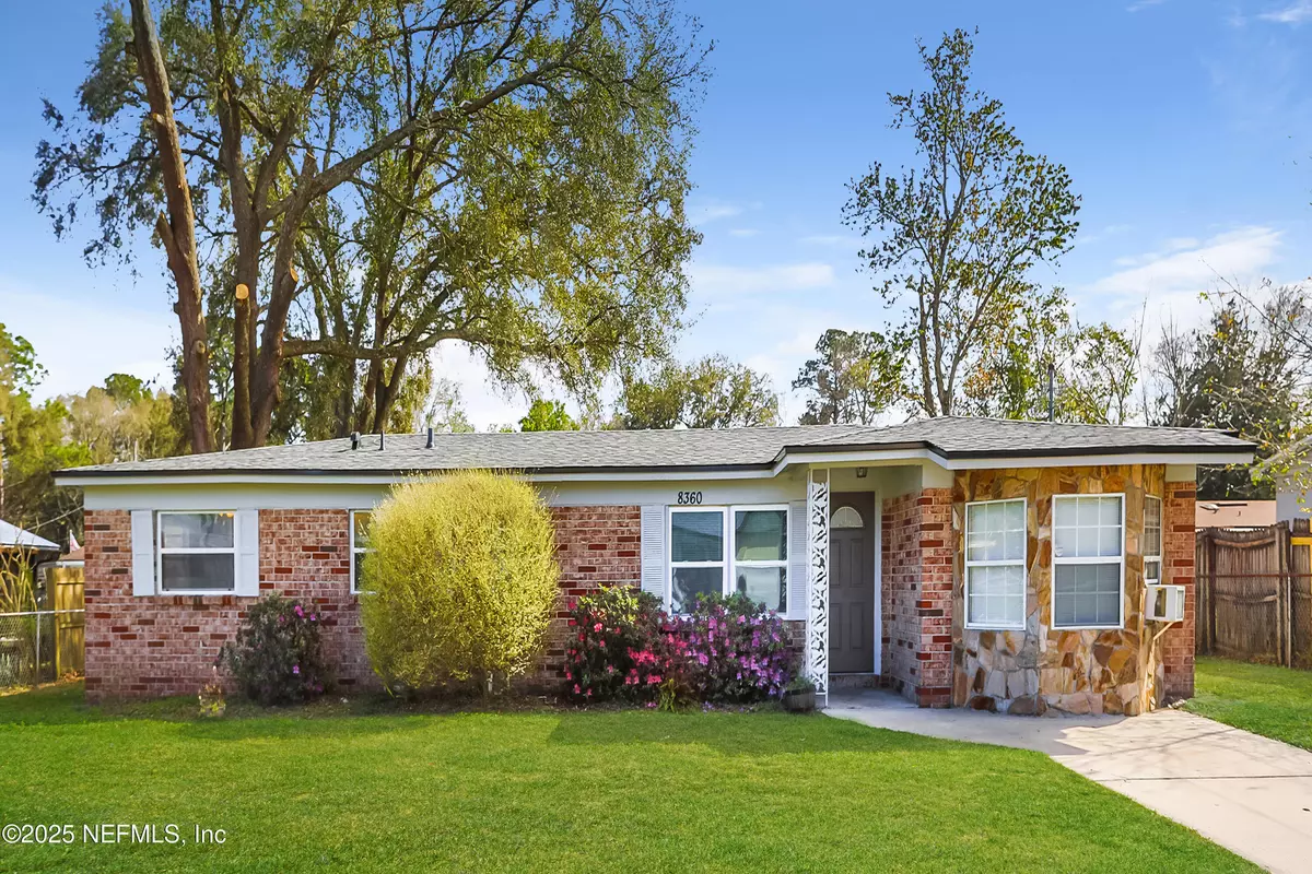Jacksonville, FL 32221,8360 RED HOLLY LN