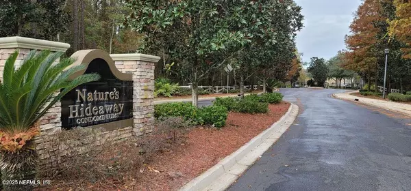 Jacksonville, FL 32244,6076 MAGGIES CIR #114