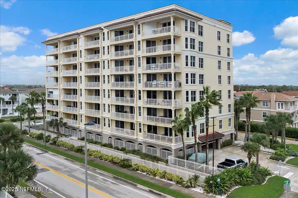 Jacksonville Beach, FL 32250,1126 1ST ST N #205