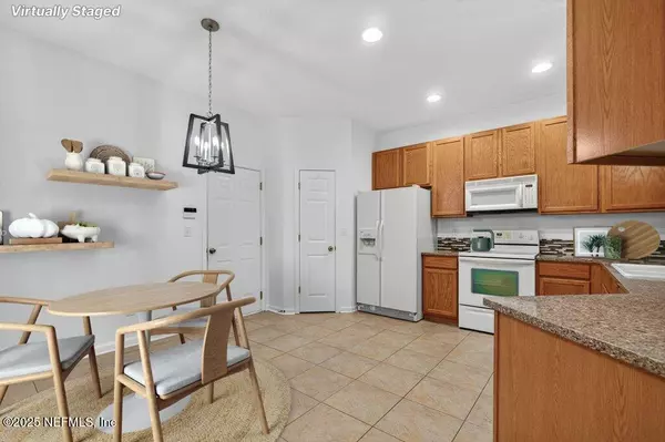 Jacksonville, FL 32225,12301 KERNAN FOREST BLVD #1604