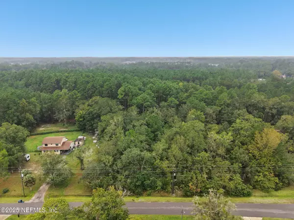 Yulee, FL 32097,0 PINEWOOD DR