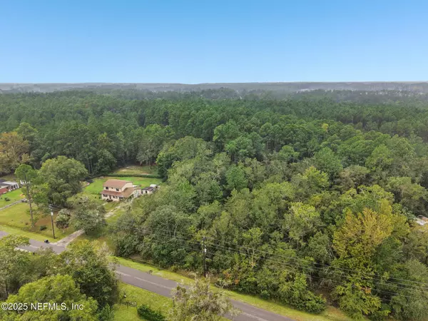 Yulee, FL 32097,0 PINEWOOD DR