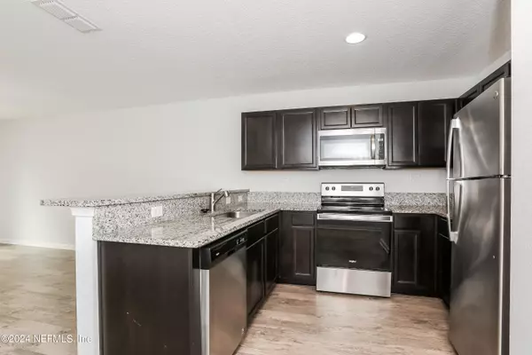 Jacksonville, FL 32216,546 EISEMAN WAY