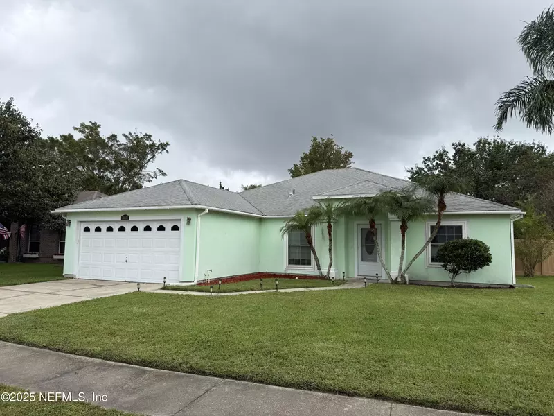 11535 COURTNEY WATERS LN, Jacksonville, FL 32258