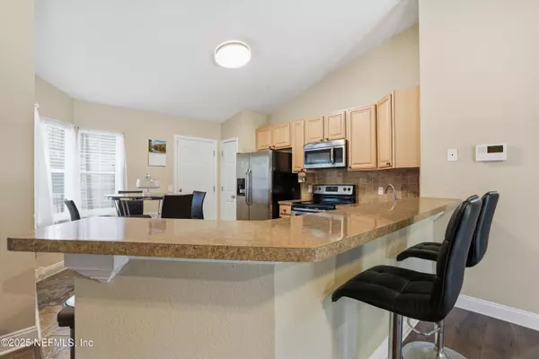 Jacksonville, FL 32244,5761 PENNY LN