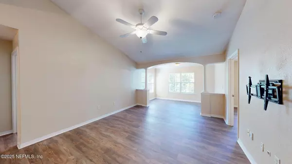 Jacksonville, FL 32256,7800 POINT MEADOWS DR #436