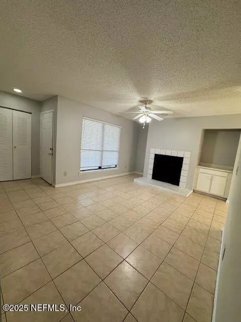 Jacksonville, FL 32256,10200 BELLE RIVE BLVD #99