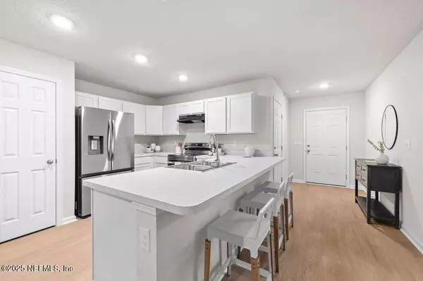 Jacksonville, FL 32211,8454 DANDY AVE