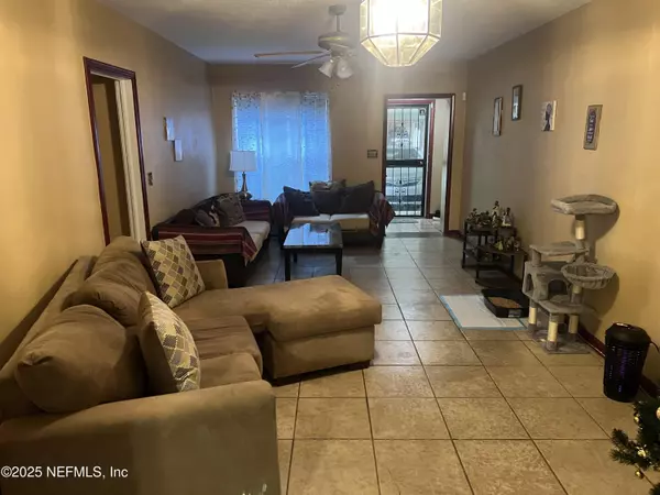1017 ASHTON ST, Jacksonville, FL 32208
