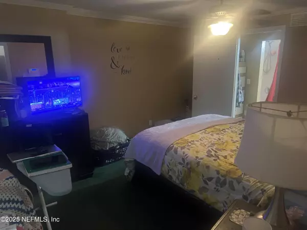 Jacksonville, FL 32208,1017 ASHTON ST