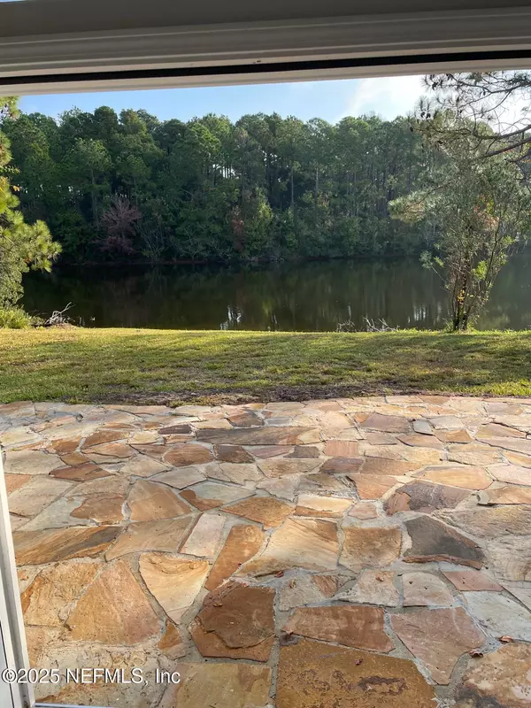 Jacksonville, FL 32225,757 BENTON HARBOR DR E